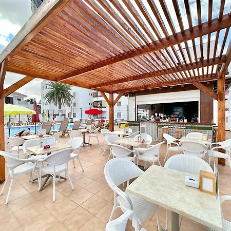 Апартаменти Tinerfe Garden *