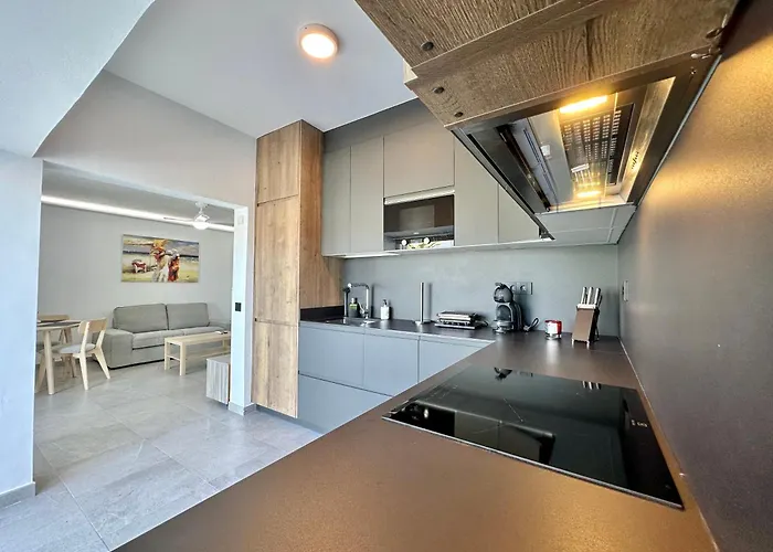 Апартаменти Tinerfe Garden *