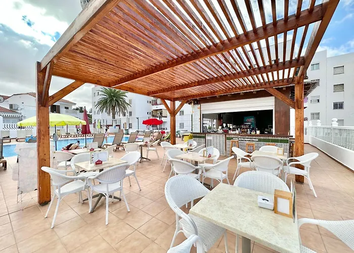 Апартаменти Tinerfe Garden *